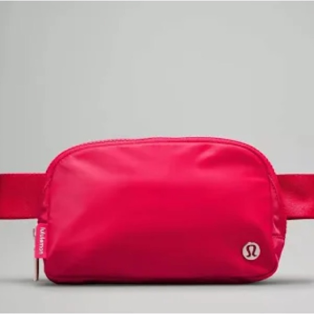 Lululemon Everywhere Belt Bag 1L Cherry Mist NWT Bonus Shopping Bag